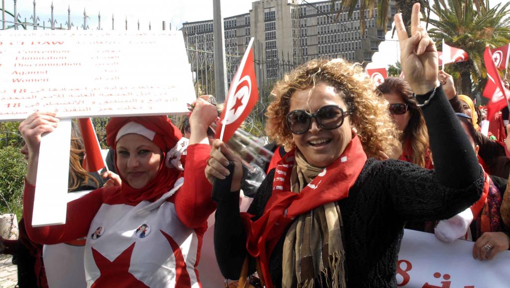 Tunisie: l'égalité successorale hommes-femmes débarque au Parlement