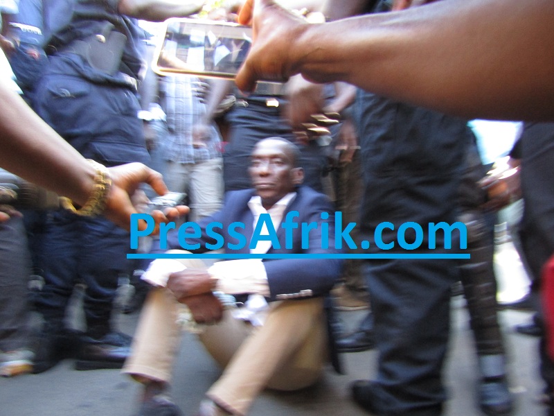 Vidéo -Direct Sandaga : Decroix malemené par la police