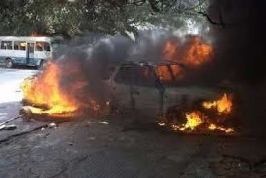 Mbour : une voiture prend feu, tue une personne et fait quatre blessés