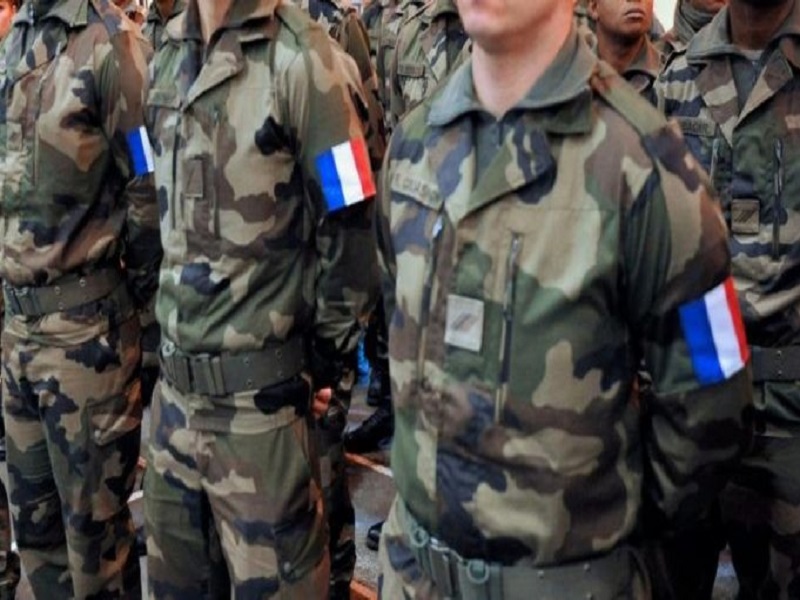 Le Soldat français plonge Watt dans le coma mais ne tient pas à rester en prison