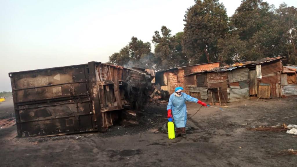 RDC: des dizaines de victimes dans la collision d'un bus avec un camion-citerne