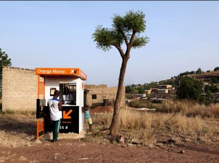 Orange Money: Un jeune de 24 ans condamné à 2 ans de prison ferme pour…