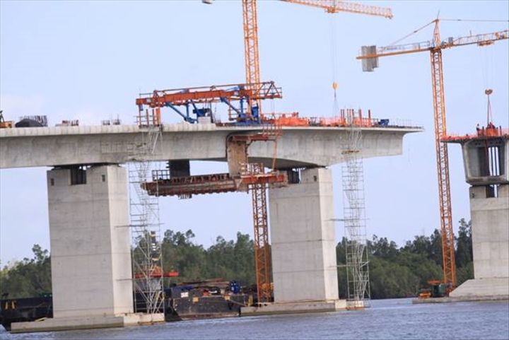 ​Casamance : le pont de Farafégny ouvert au plus tard en janvier 2019 (Ministre)