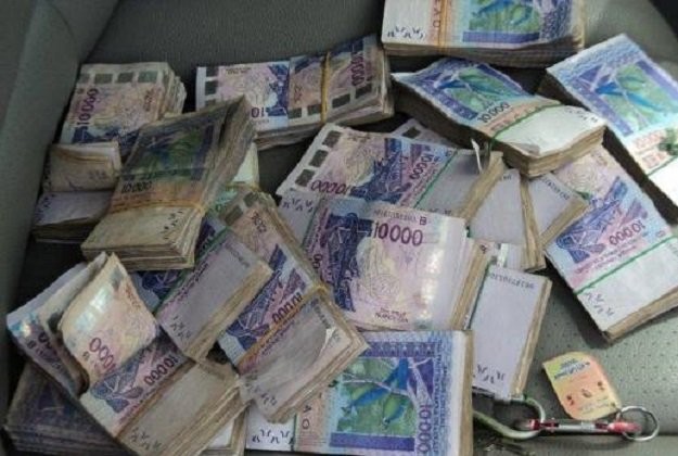 Quinze milliards de francs CFA de faux billets saisis au Mali