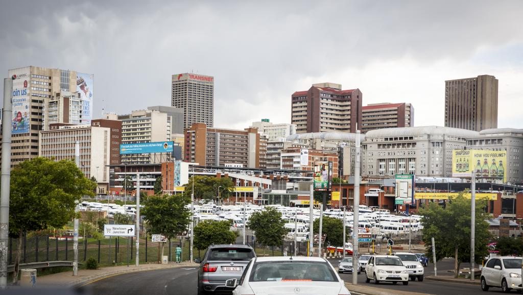 L’Afrique du Sud présente un budget contraint