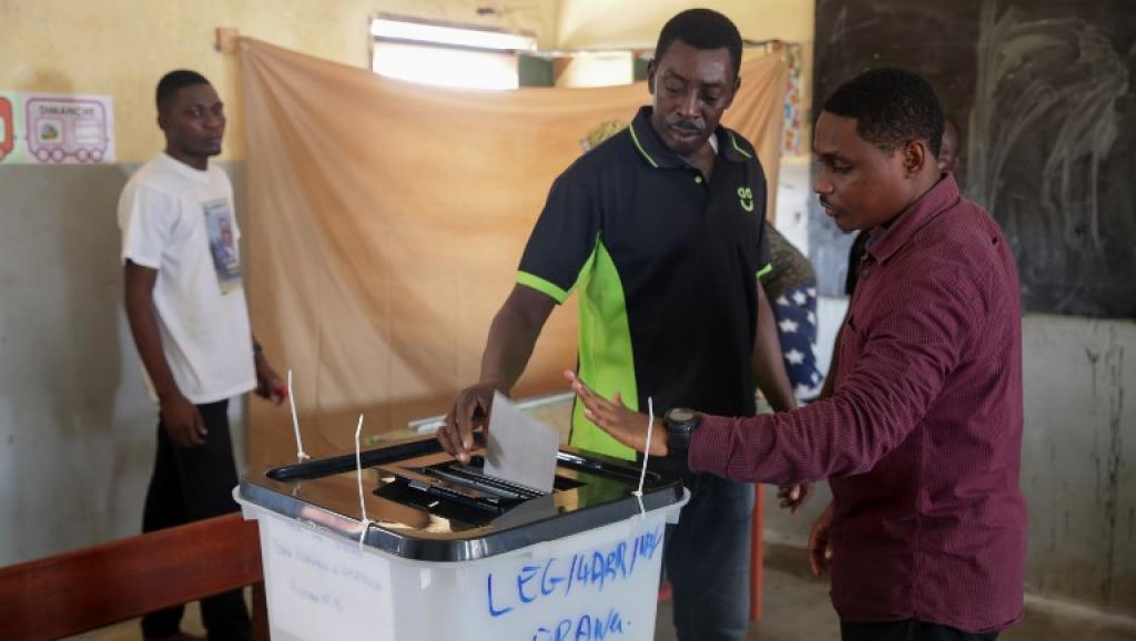 Second tour des législatives au Gabon: l'opposition aux aguets
