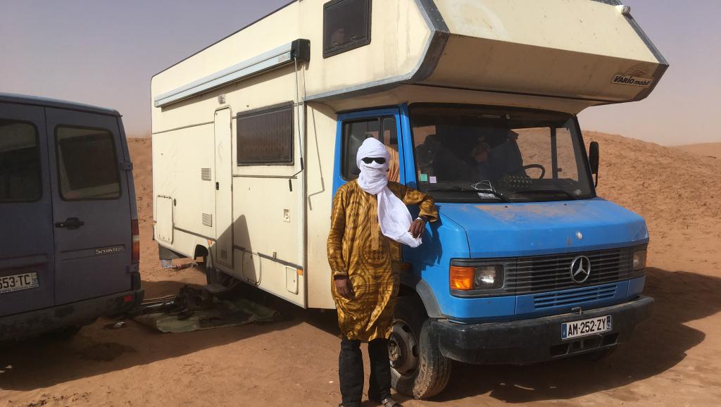 Maroc: le groupe malien Tinariwen clôture le festival de Taragalte