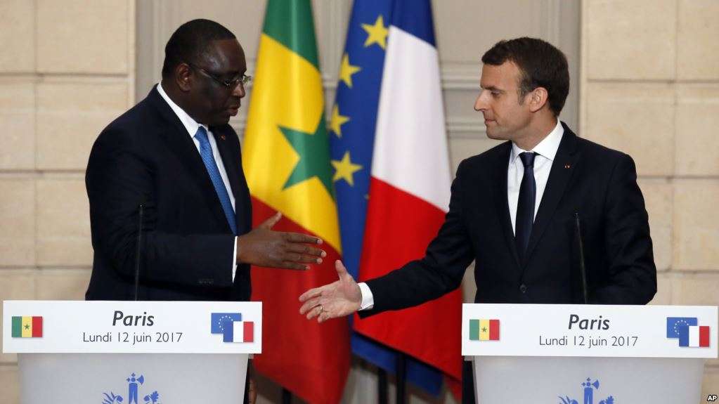 Forum de Dakar pour la paix et la Sécurité : Macron donne 500 millions à Macky 