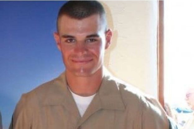 Le tireur de Californie Ian David Long était un ancien soldat de 28 ans
