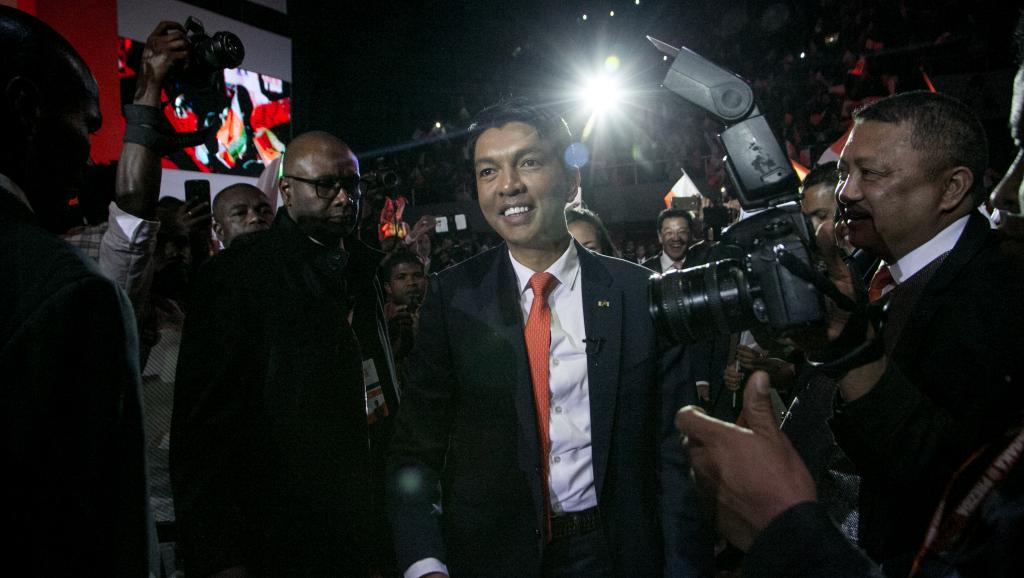 Présidentielle malgache: des manipulations dans les résultats, selon Rajoelina