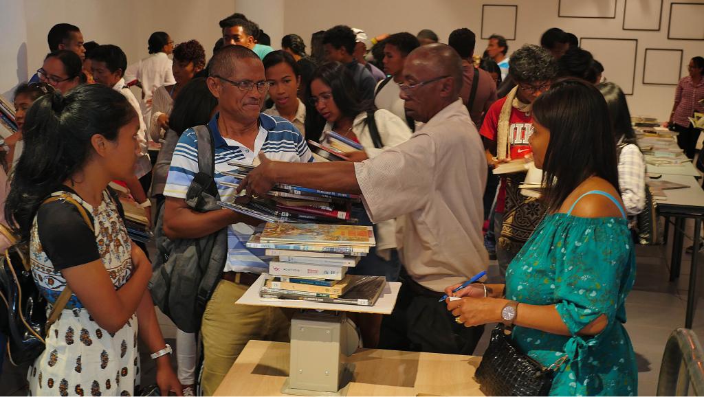 Madagascar: ruée sur les livres dans le centre d'Antananarivo