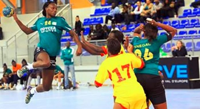CAN Handball 2018: Les Sénégalaises battent (35-22) les Algériennes et se qualifient en quart