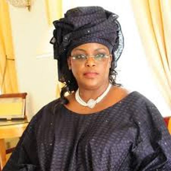 Marième Faye Sall souhaite joyeux anniversaire à Macky Sall