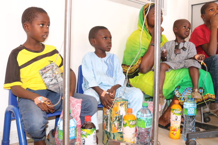 Hôpital Aristide Le Dantec : No Stress Land redonne le sourire aux enfants atteints de cancer 