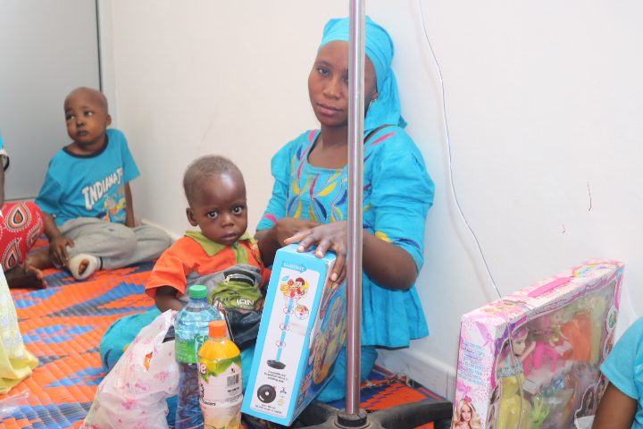 Hôpital Aristide Le Dantec : No Stress Land redonne le sourire aux enfants atteints de cancer 