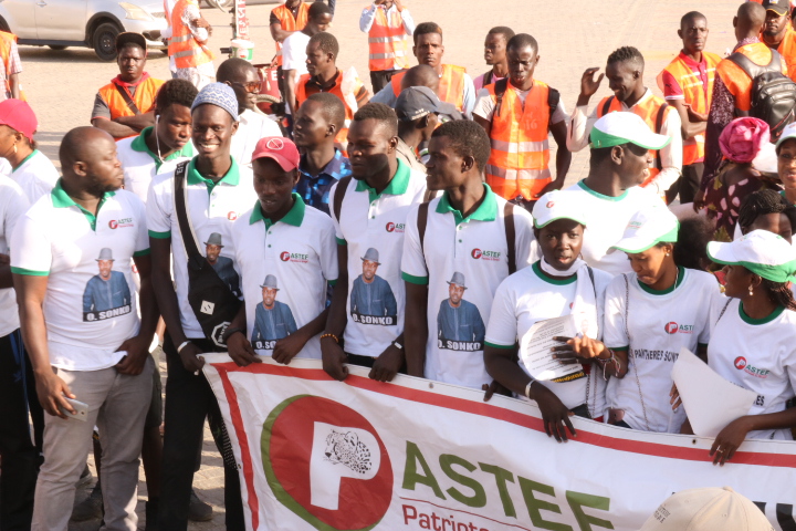 Place de l'obélisque : Les images du rassemblement des jeunes de l’opposition