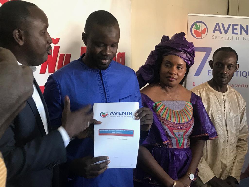 La plateforme «Senegaal Bi Ñu Beug » du Dr Cheikh Tidiane Dieye explique le choix de Sonko à la place de Idy