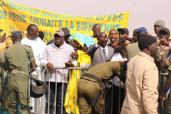 Direct-AIBD: Les images de l'arrivée d'Abdoulaye Wade