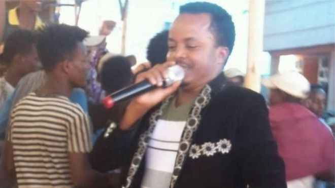 Une balle perdue tue un chanteur en Ethiopie