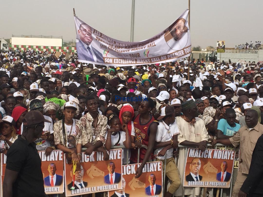 Campagne 2019 à Mbour : Macky Sall promet de faire rayonner le département si…