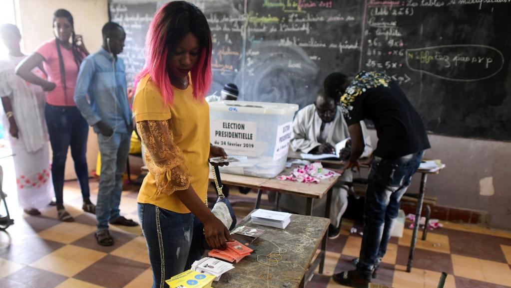 Le Sénégal retient son souffle avant l'annonce des résultats