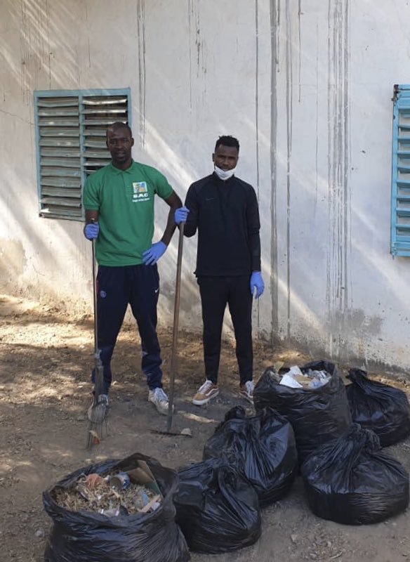 Photos : Dip Doundou Guiss fait son clean up challenge