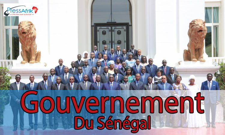 Les 32 ministres du nouveau gouvernement de Macky Sall