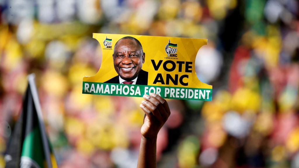 Élections en Afrique du Sud: Ramaphosa dit vouloir rompre avec le passé de l'ANC
