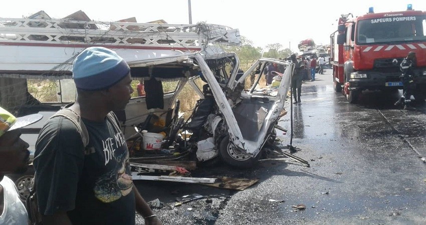 Nioro : le choc entre un minicar et un camion fait plus de 5 morts