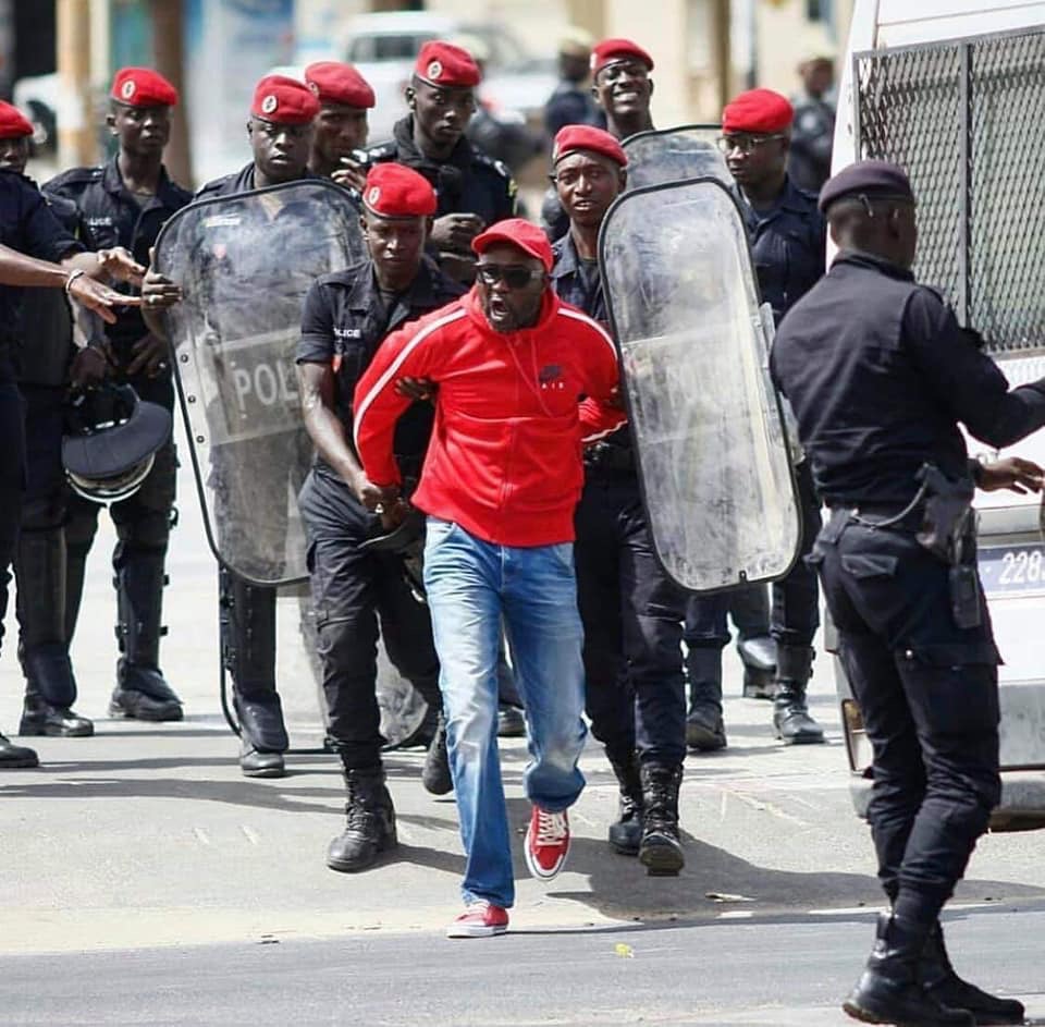 #SallGate - « Aar Li Nu Bokk » encore dans la rue vendredi