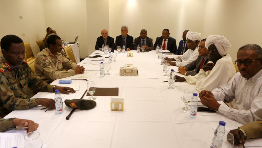 Soudan: les négociations reprennent entre les militaires et l'opposition