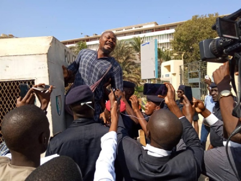 Dieuppeul : Guy Marius Sagna "cueilli" par des éléments de la Gendarmerie