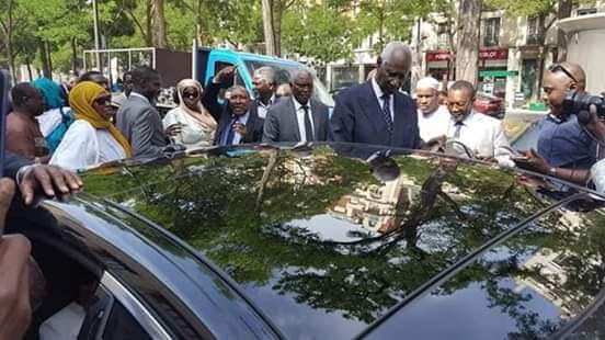 Paris - Levée du corps de Ousmane Tanor Dieng en images