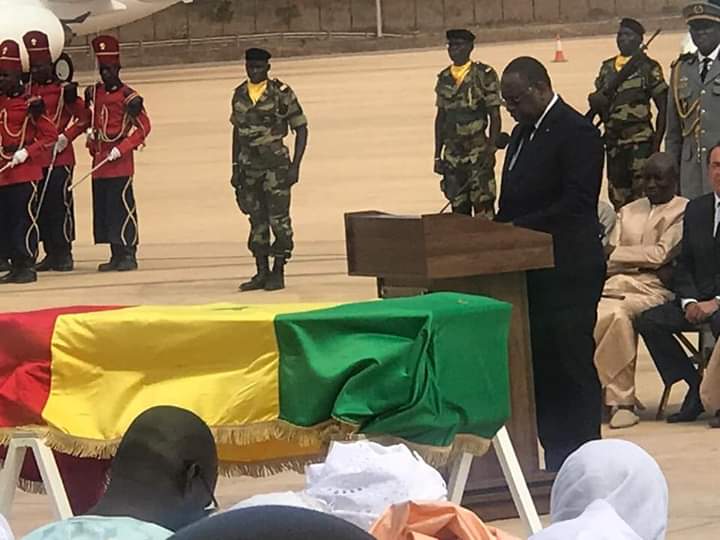 Une des sphères ministérielles les plus modernes portera le nom de Tanor à de Diamniadio (Macky Sall)