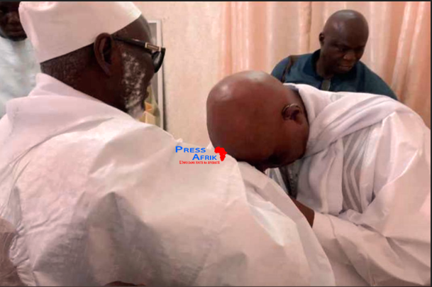 Abdoulaye Wade en visite privée chez le Khalife général des Mourides 