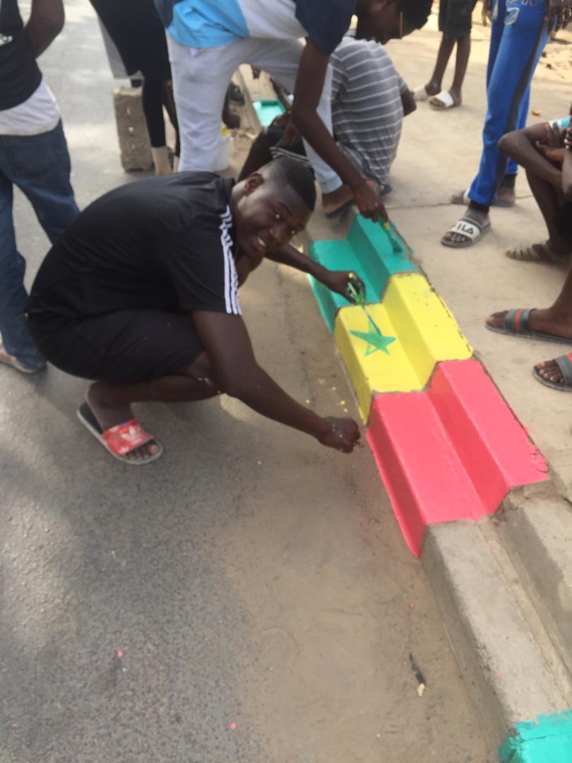 Les rues de la capitale sénégalaise décorées aux couleurs du drapeau national, à quelques heures de la finale de la CAN