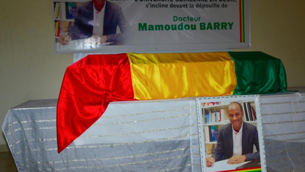La Guinée célèbre les funérailles de Mamoudou Barry