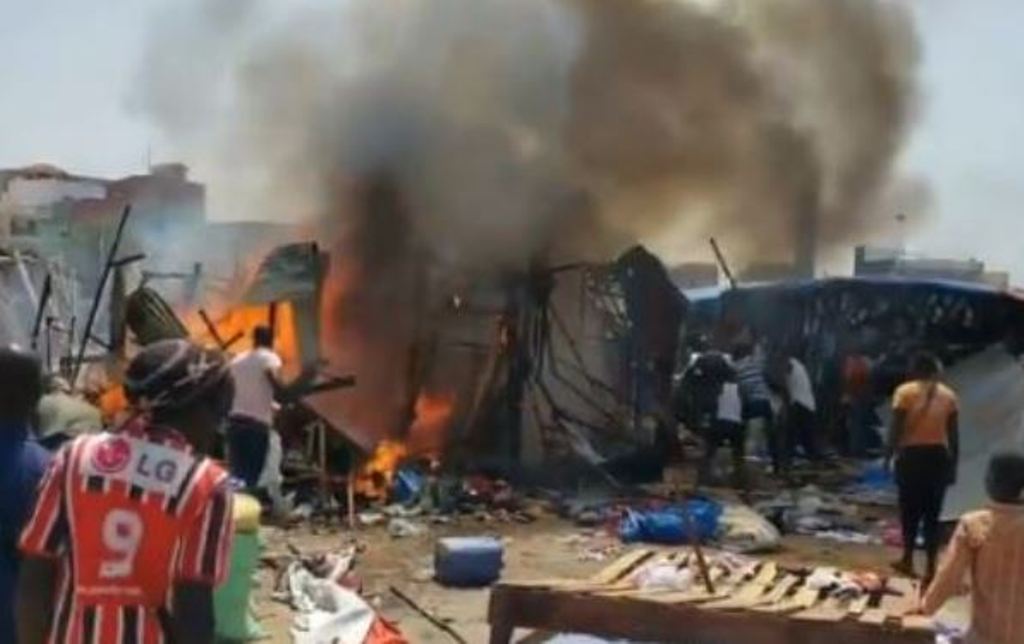 Incendie au marché Liberté 6: huit cantines parties en fumée