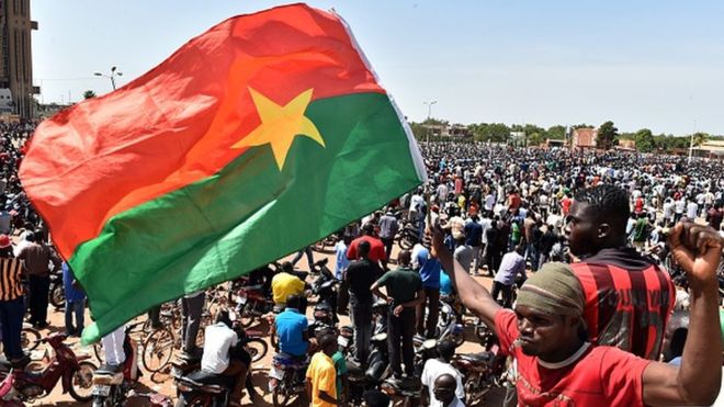 Manifestation contre les attaques terroristes au Burkina