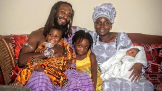 La belle histoire d'Obadele Kambon, un Afro-Américain installé au Ghana
