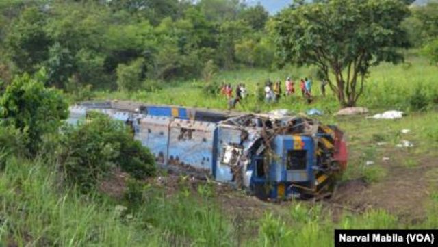 Au moins 50 morts dans le déraillement d'un train en RDC