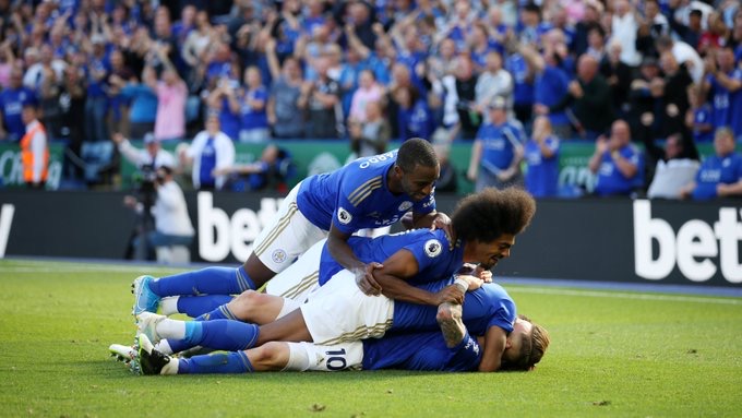 Premier League: Leicester renverse Tottenham et prend provisoirement la 2e place