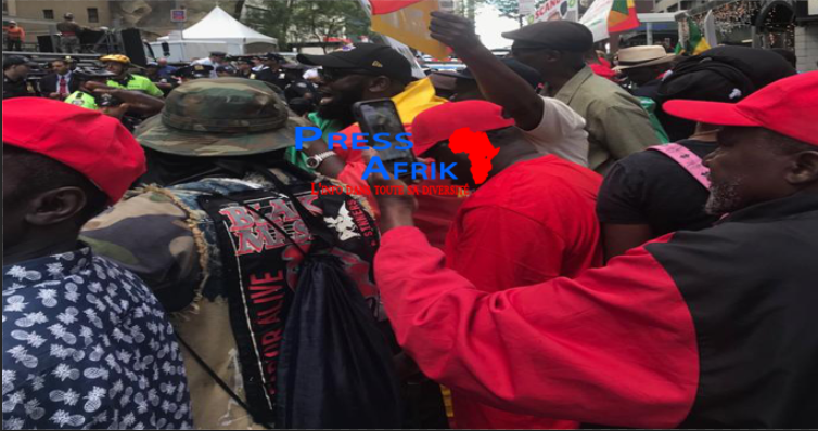 À New York, Macky Sall hué et chahuté devant le siège des Nations-Unis