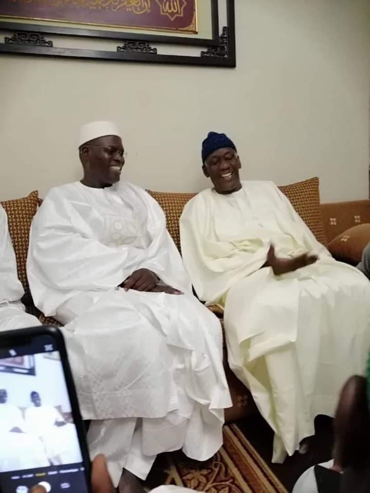 Khalifa Sall à Tivaouane présenter des condoléances à la famille de Serigne Babacar Sy