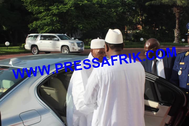 Me Wade est arrivé au Palais