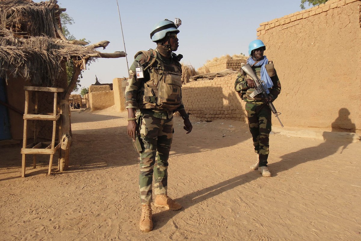 Mali: une milice Dogon barre la route à une patrouille sénégalaise de la Munisma à Bandiagara (Mopti)