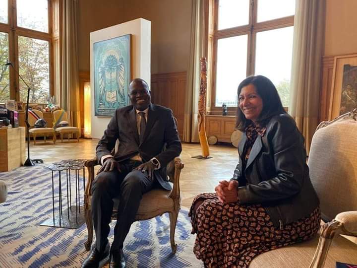 Paris : Khalifa Sall reçu par la mairesse Anne Hidalgo