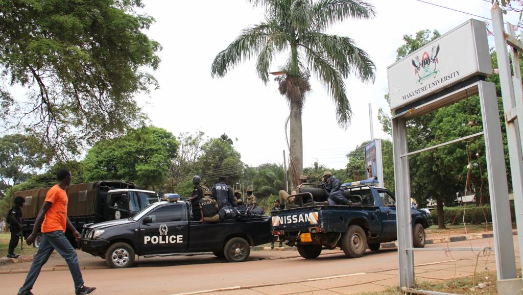 Ouganda: des journalistes interpellés en marge de manifestations étudiantes