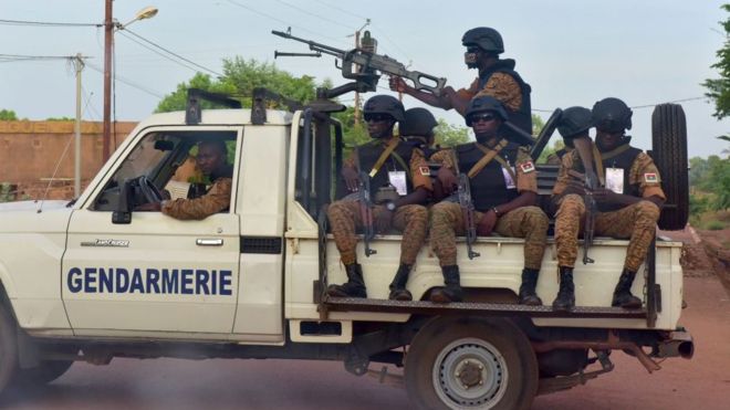 Près de 37 morts dans une embuscade à l'est du Burkina Faso