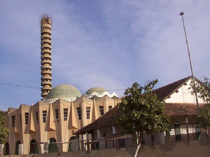 Tivaouane: Serigne Babacar Sy Mansour annonce la reprise des travaux d’achèvements de la Grande Mosquée